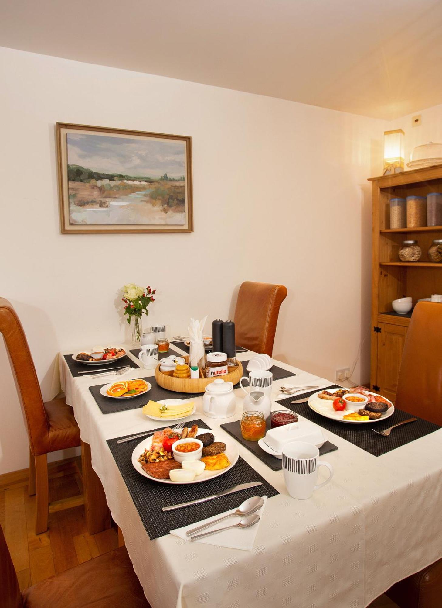 Beechwood Lodge Guesthouse Alness Exteriör bild