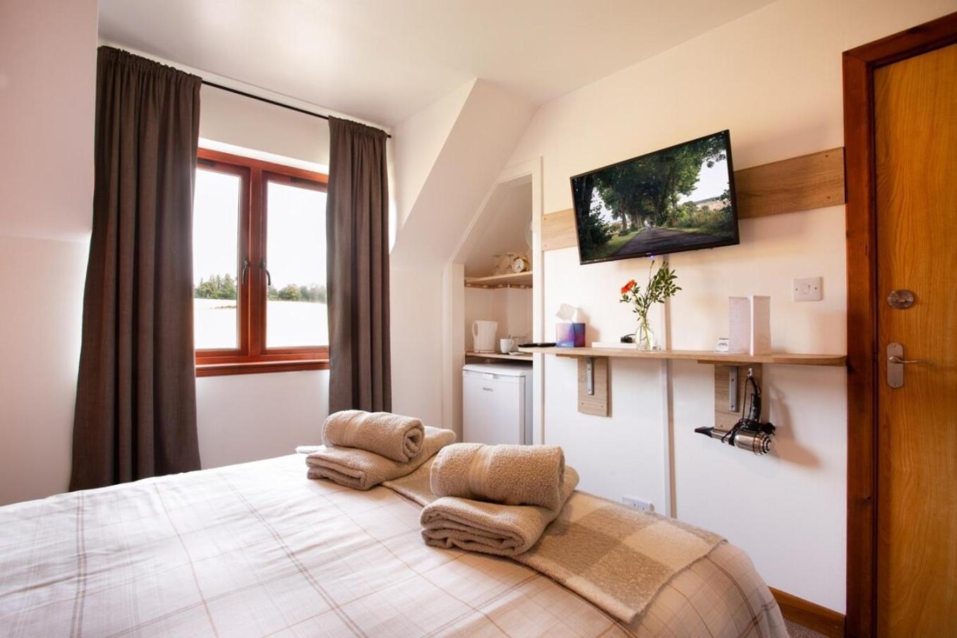 Beechwood Lodge Guesthouse Alness Exteriör bild
