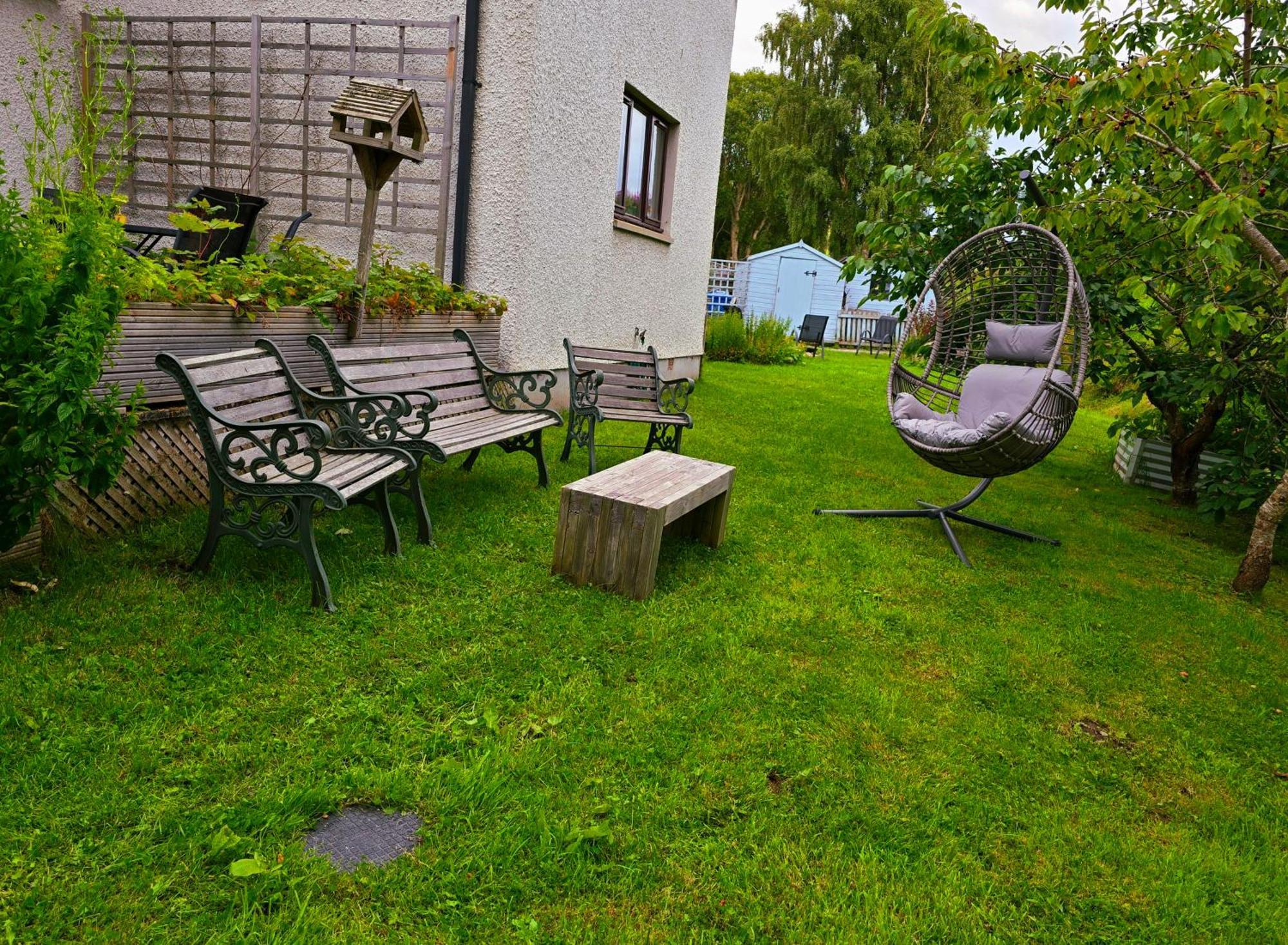Beechwood Lodge Guesthouse Alness Exteriör bild